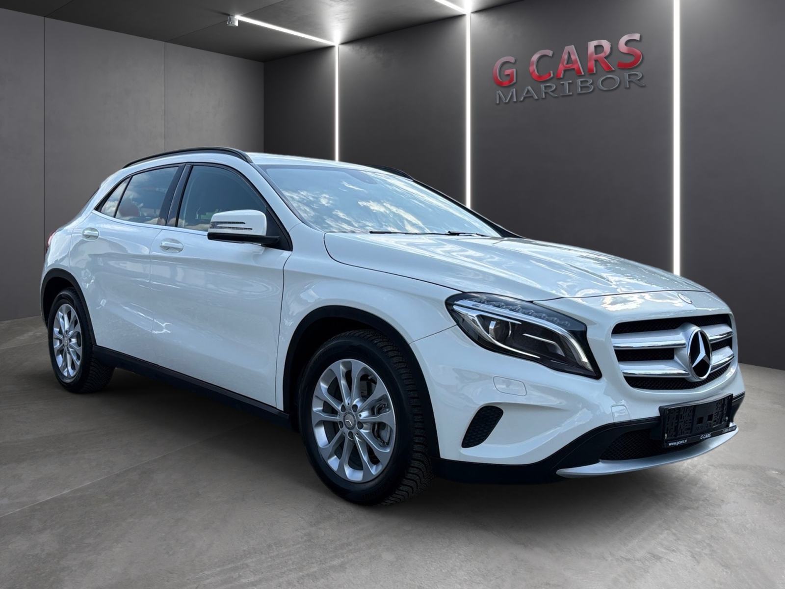 Mercedes-Benz GLA 200 CDI 4MATIC ODLICAN, fotografija 2
