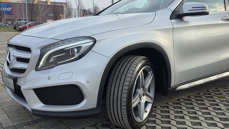 MERCEDES-BENZ GLA 200 CDI AMG - **SERVISNA - TOP STANJE - ATRAKTIVAN**, fotografija 3
