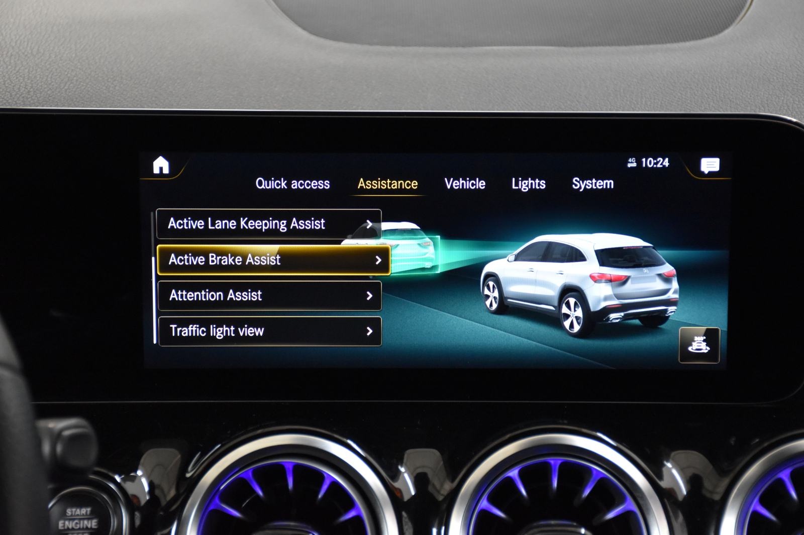 Mercedes-Benz GLA 200 d AMG-LINE MATT KAMERA AMBIENT ASSIST KEYLESS, fotografija 11