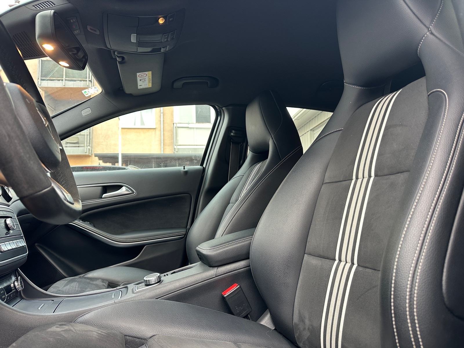 Mercedes-Benz GLA 200 d AMG ✅OČUVAN✅ EDITION AMG✅, fotografija 16