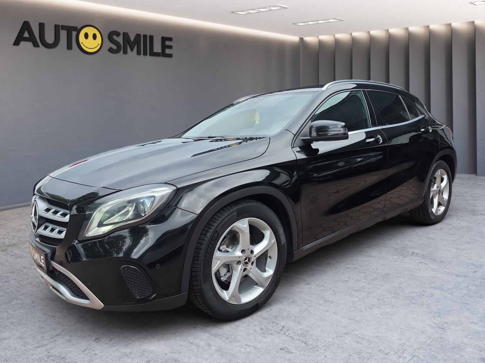 Mercedes-Benz GLA 200D, 4X4, AUT., BI-XENON, NAVI, TEMP, JAMSTVO..., pogled izvana - slika 1