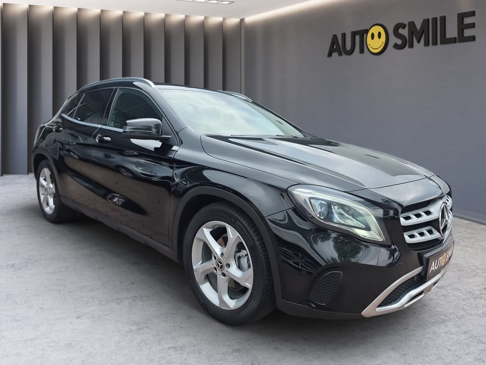 Mercedes-Benz GLA 200D, 4X4, AUT., BI-XENON, NAVI, TEMP, JAMSTVO..., fotografija 8