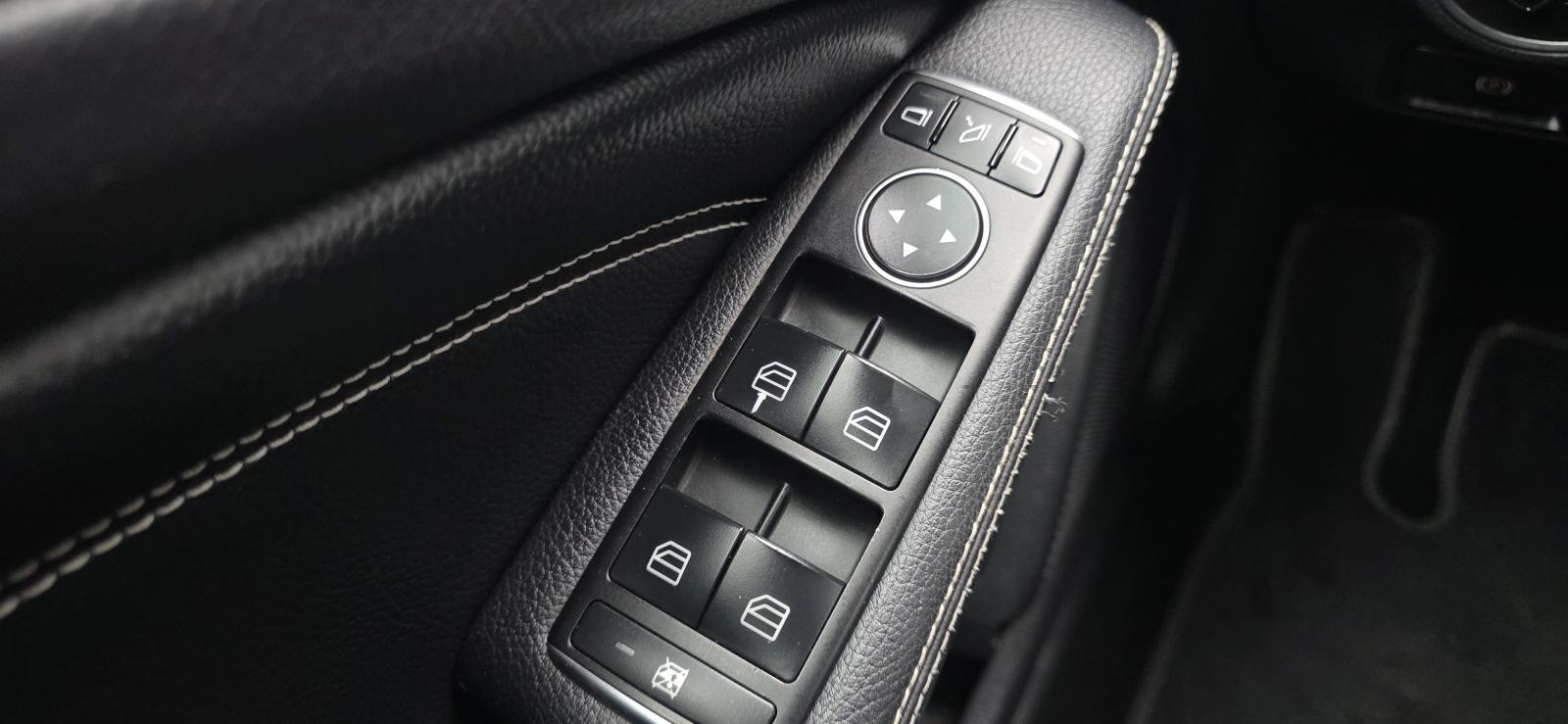 Mercedes-Benz GLA 200D, 4X4, AUT., BI-XENON, NAVI, TEMP, JAMSTVO..., fotografija 11