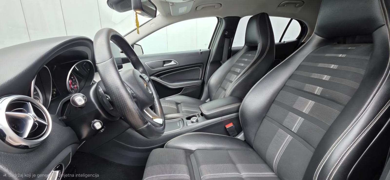 Mercedes-Benz GLA 200D, 4X4, AUT., BI-XENON, NAVI, TEMP, JAMSTVO..., fotografija 13