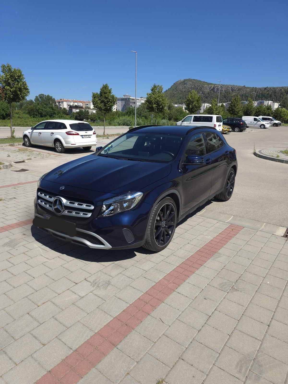 Mercedes-Benz GLA 200 d automatik, fotografija 2