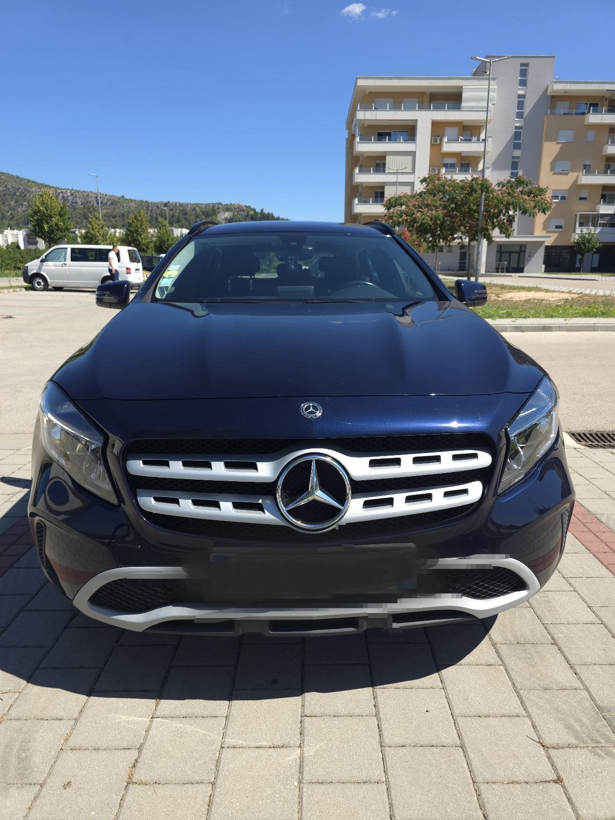 Mercedes-Benz GLA 200 d automatik, fotografija 5
