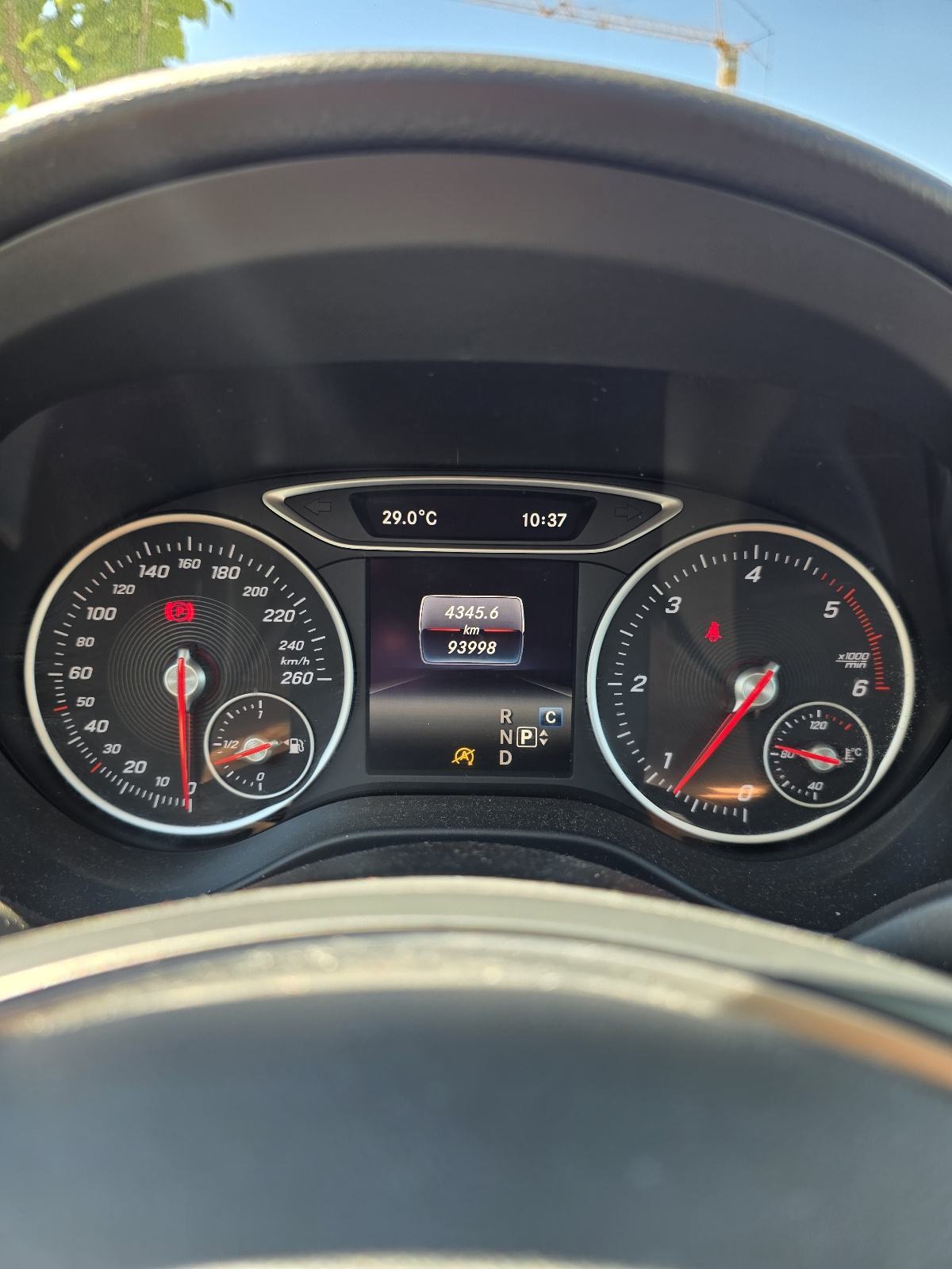 Mercedes-Benz GLA 200 d automatik, fotografija 11