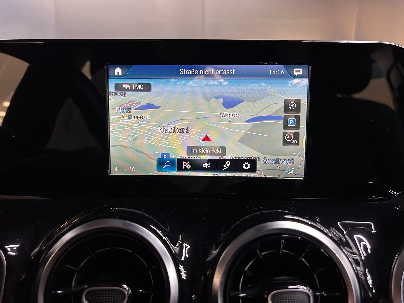 Mercedes-Benz GLA 200 d automatik, fotografija 17