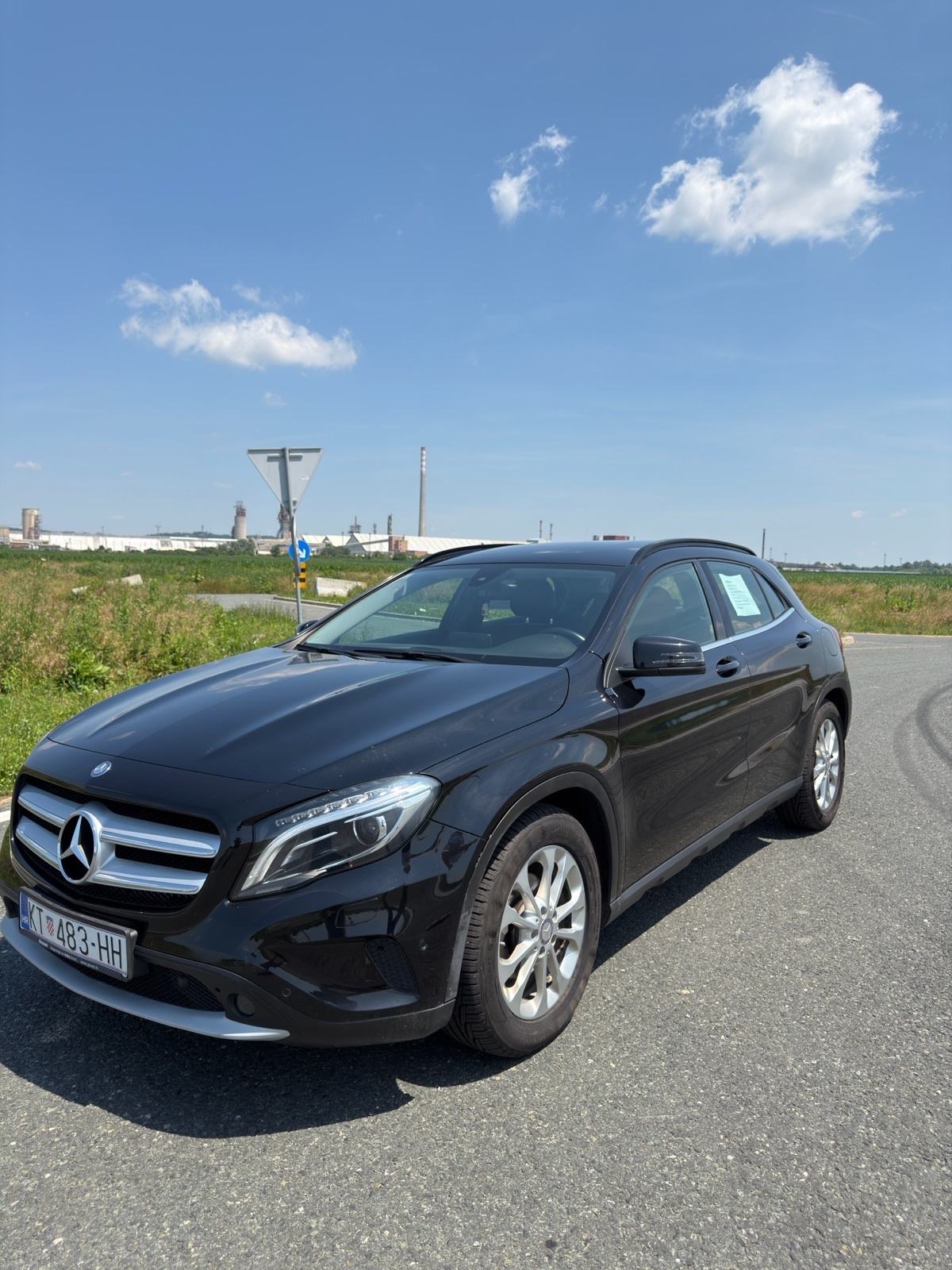 Mercedes-Benz GLA 200 d automatik, fotografija 1
