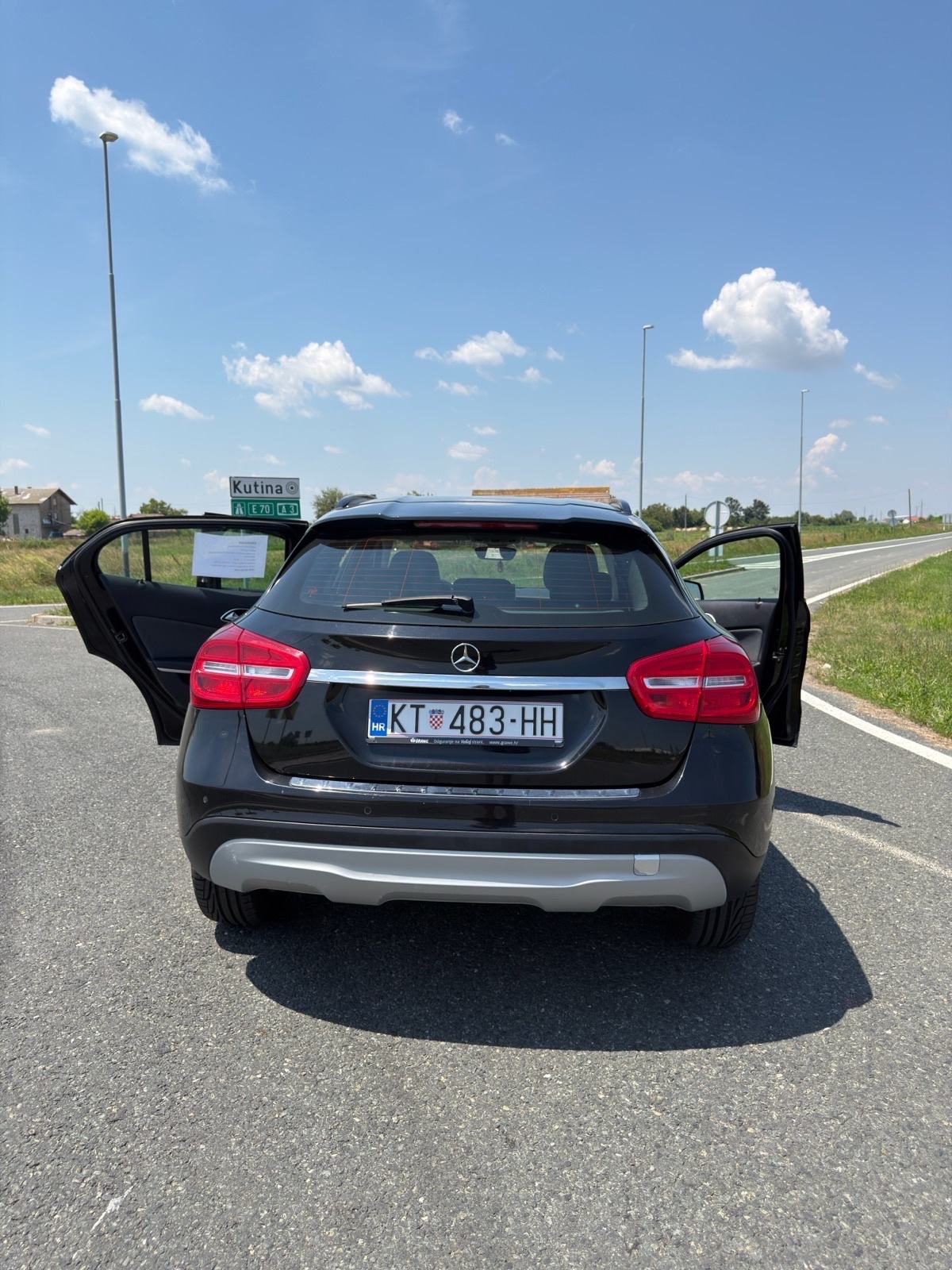 Mercedes-Benz GLA 200 d automatik, fotografija 3