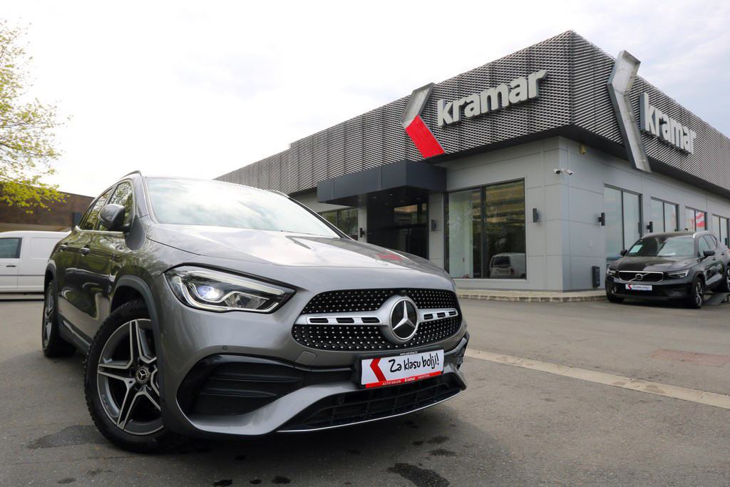 -AKCIJA- Mercedes GLA 200 D DCT 8G-Tronic AMG -Full LED- Novi model, fotografija 19