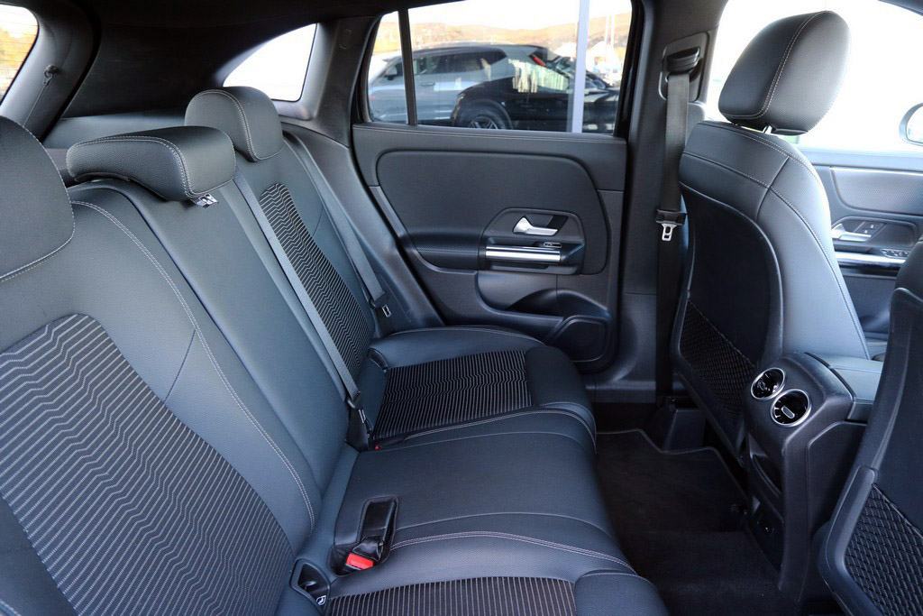 Mercedes-Benz GLA 200 D DCT 8G-Tronic NIGHT-PAKET URBAN PROGRESSIVE, fotografija 7