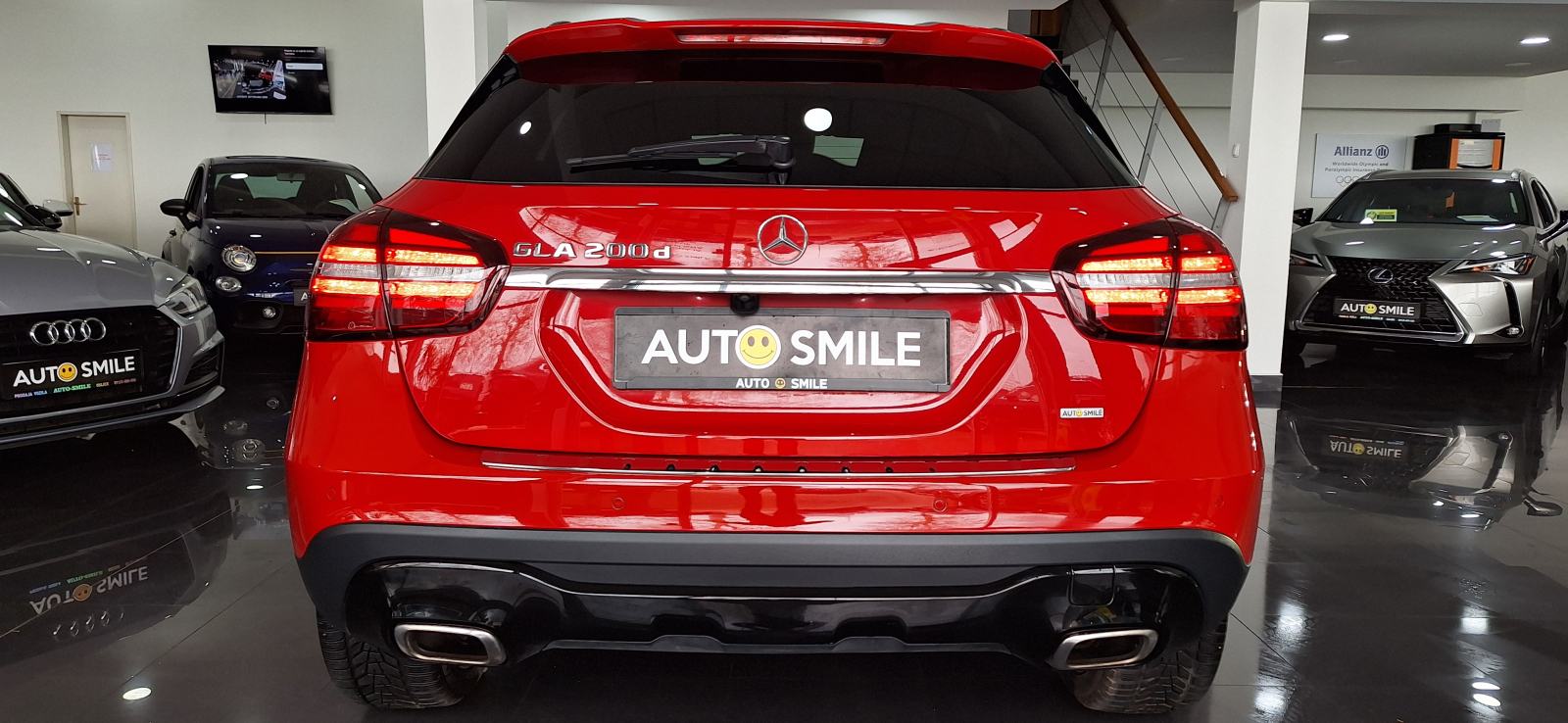 Mercedes-Benz GLA 200d, FULL LED, AUT. KLIMA, NAVIGACIJA, TEMPOMAT, fotografija 6