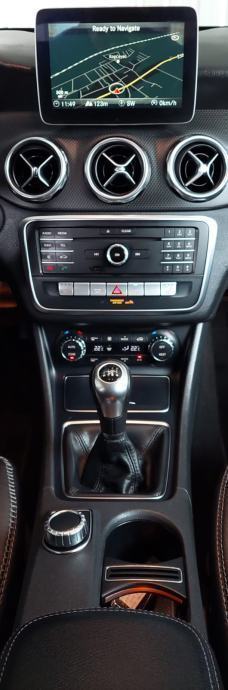 Mercedes-Benz GLA 200 d STYLE EXCLUSIVE ALU 2XPDC NAVI FULL LED GARNC., fotografija 18
