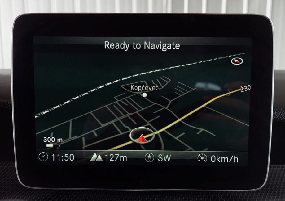 Mercedes-Benz GLA 200 d STYLE EXCLUSIVE ALU 2XPDC NAVI FULL LED GARNC., fotografija 15