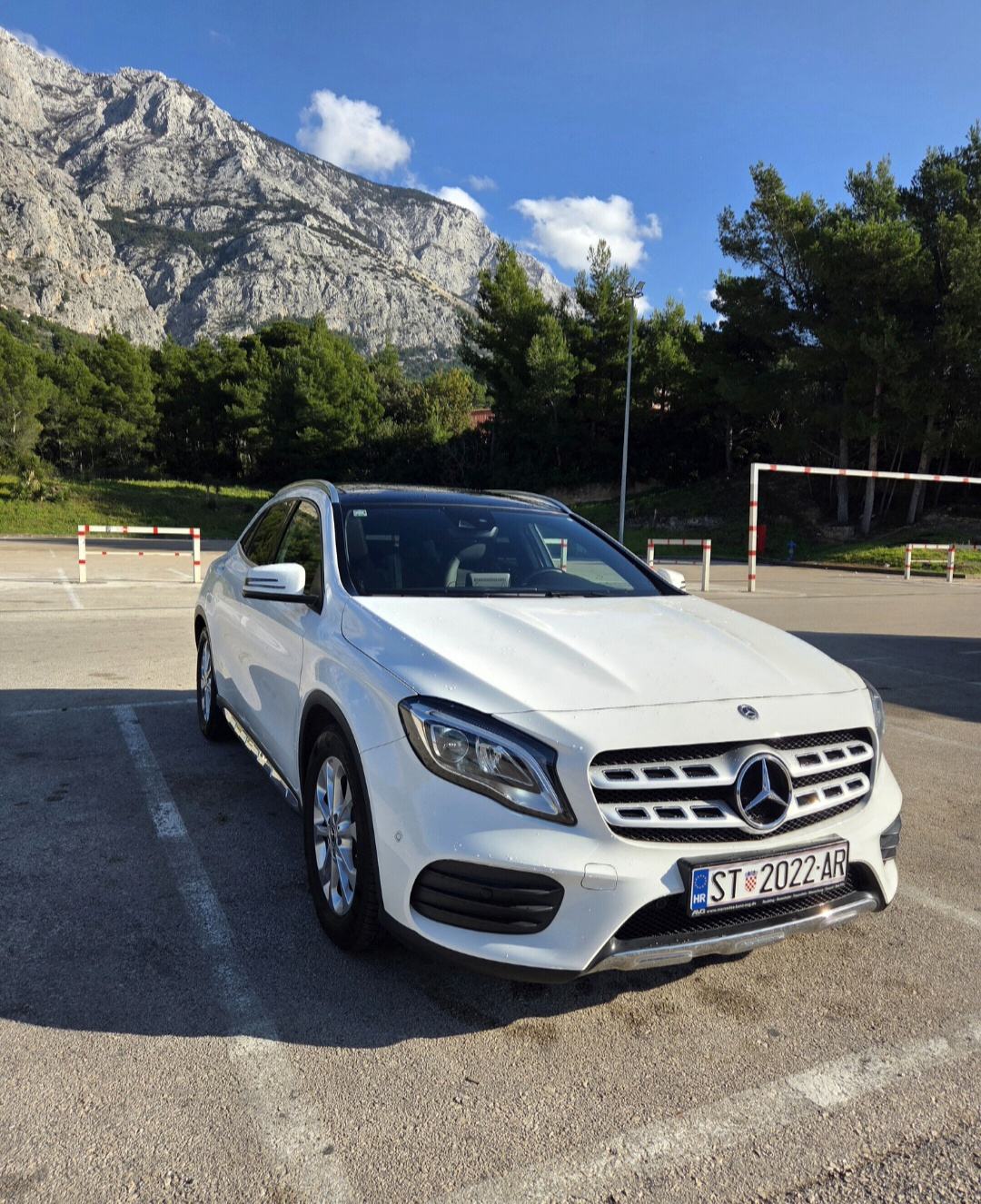 Mercedes-Benz GLA 200, fotografija 2