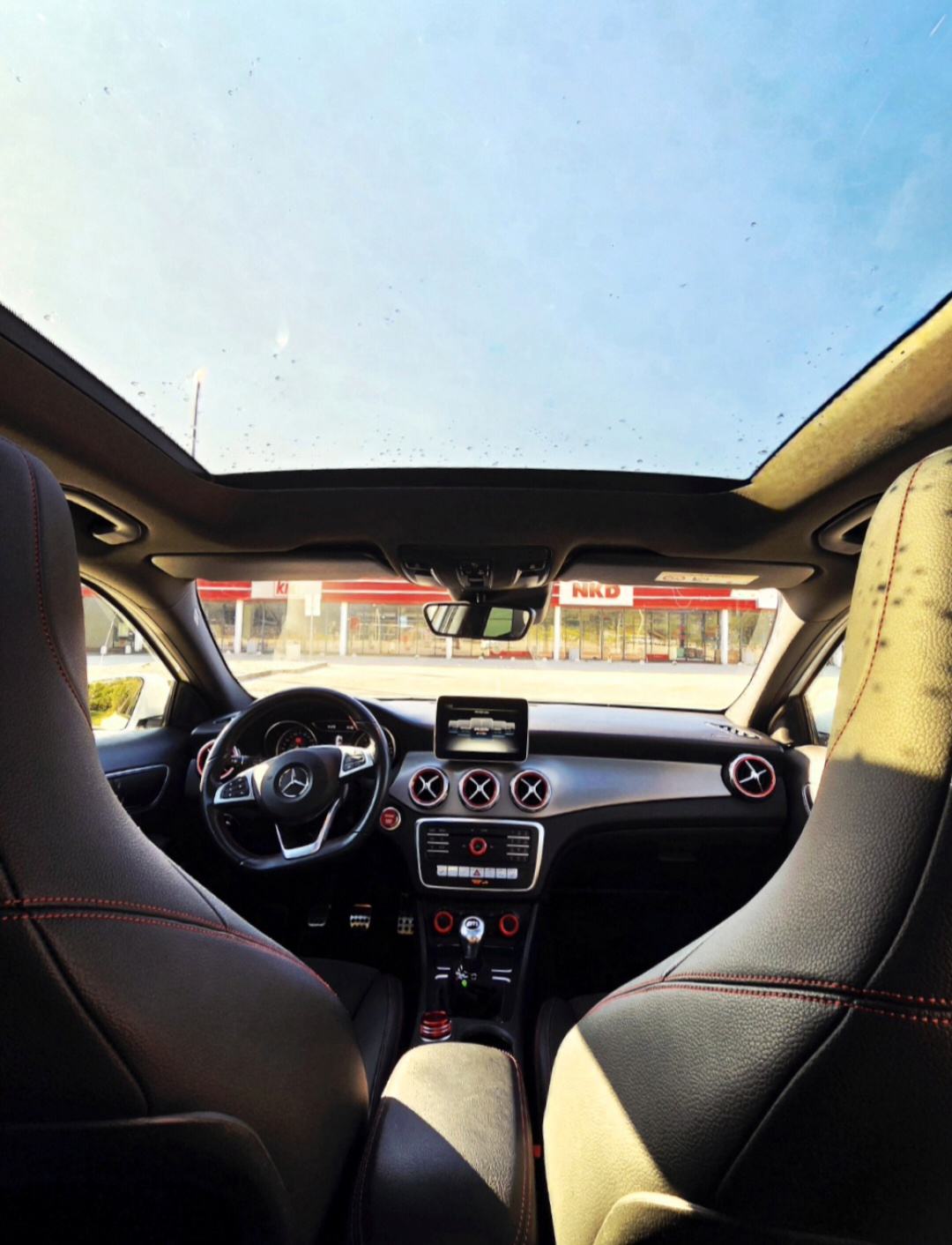 Mercedes-Benz GLA 200, fotografija 6