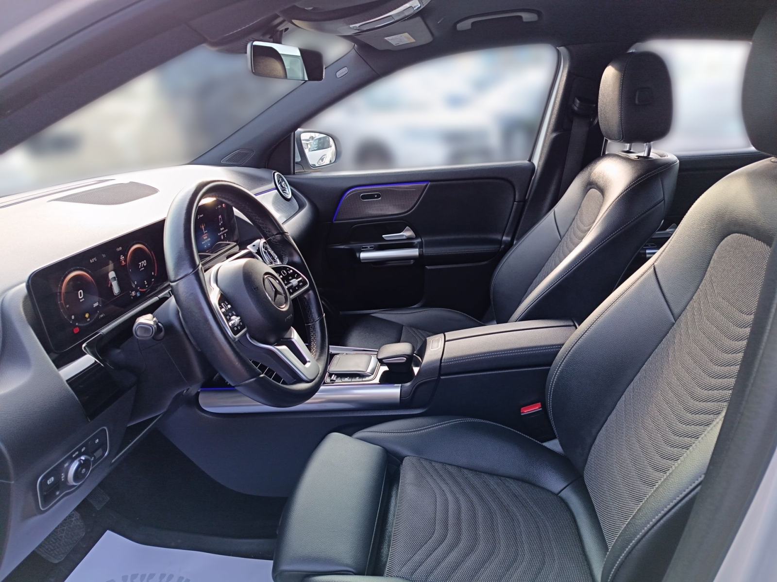 Mercedes-Benz GLA 200D - 3 godine jamstva, fotografija 14