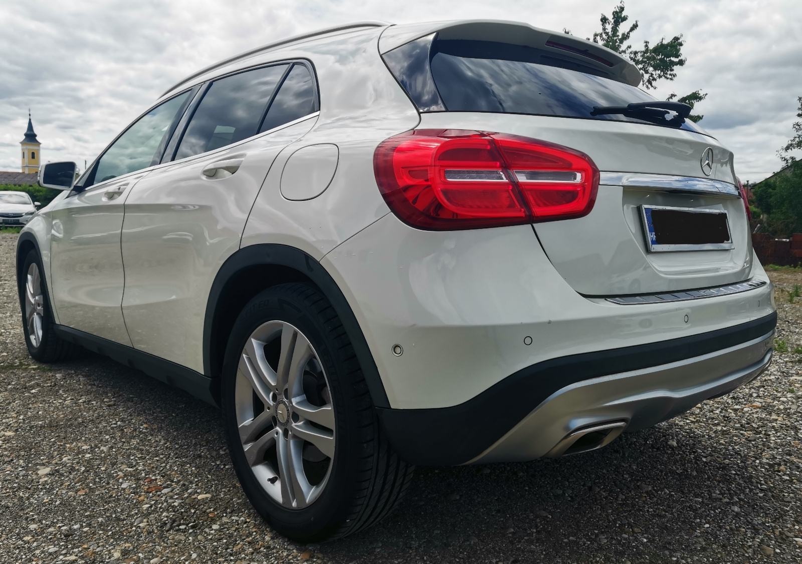 Mercedes-Benz GLA 200d aut.Kao nov!Kupljen u Hr, fotografija 6