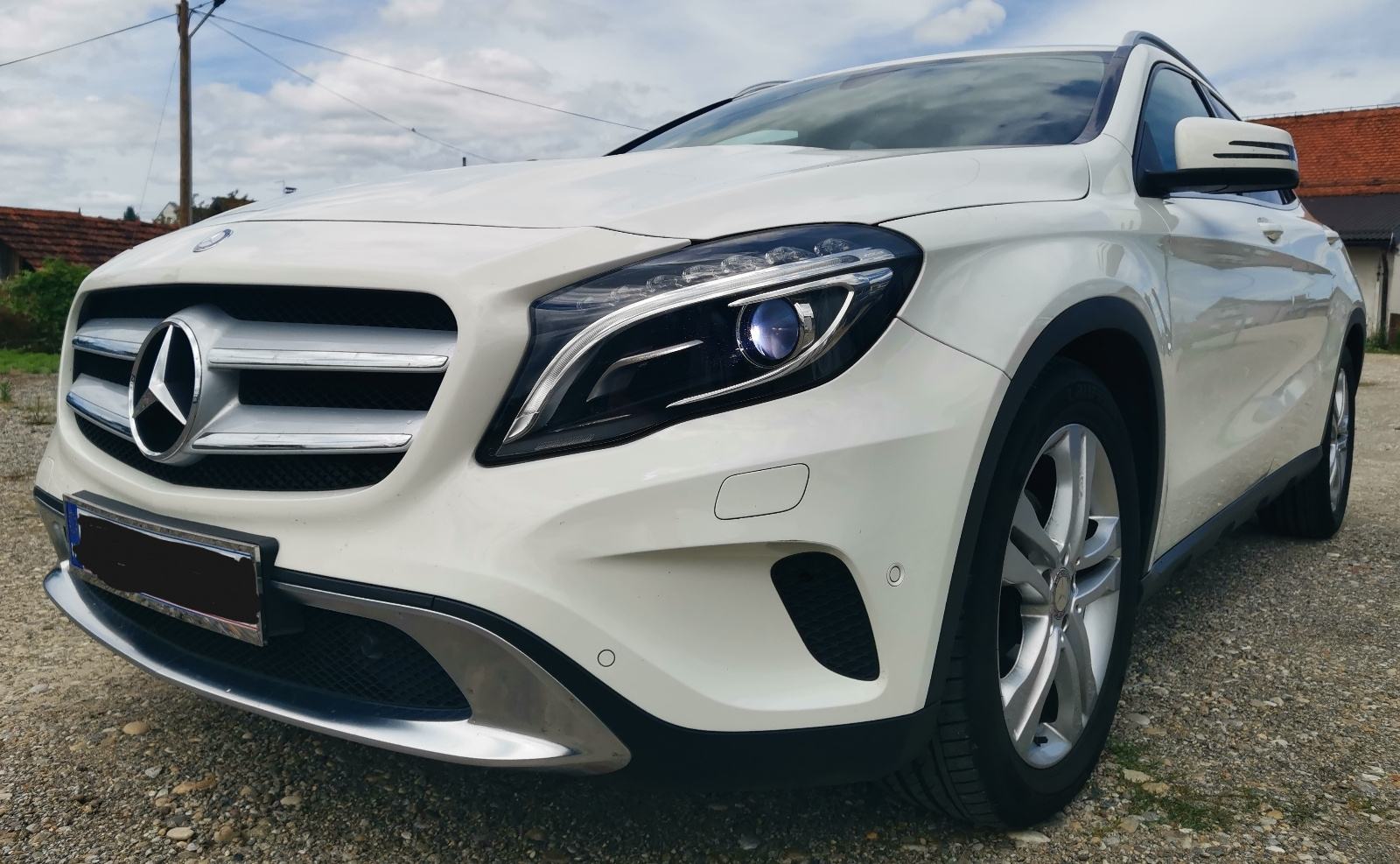 Mercedes-Benz GLA 200d aut.Kao nov!Kupljen u Hr, fotografija 3