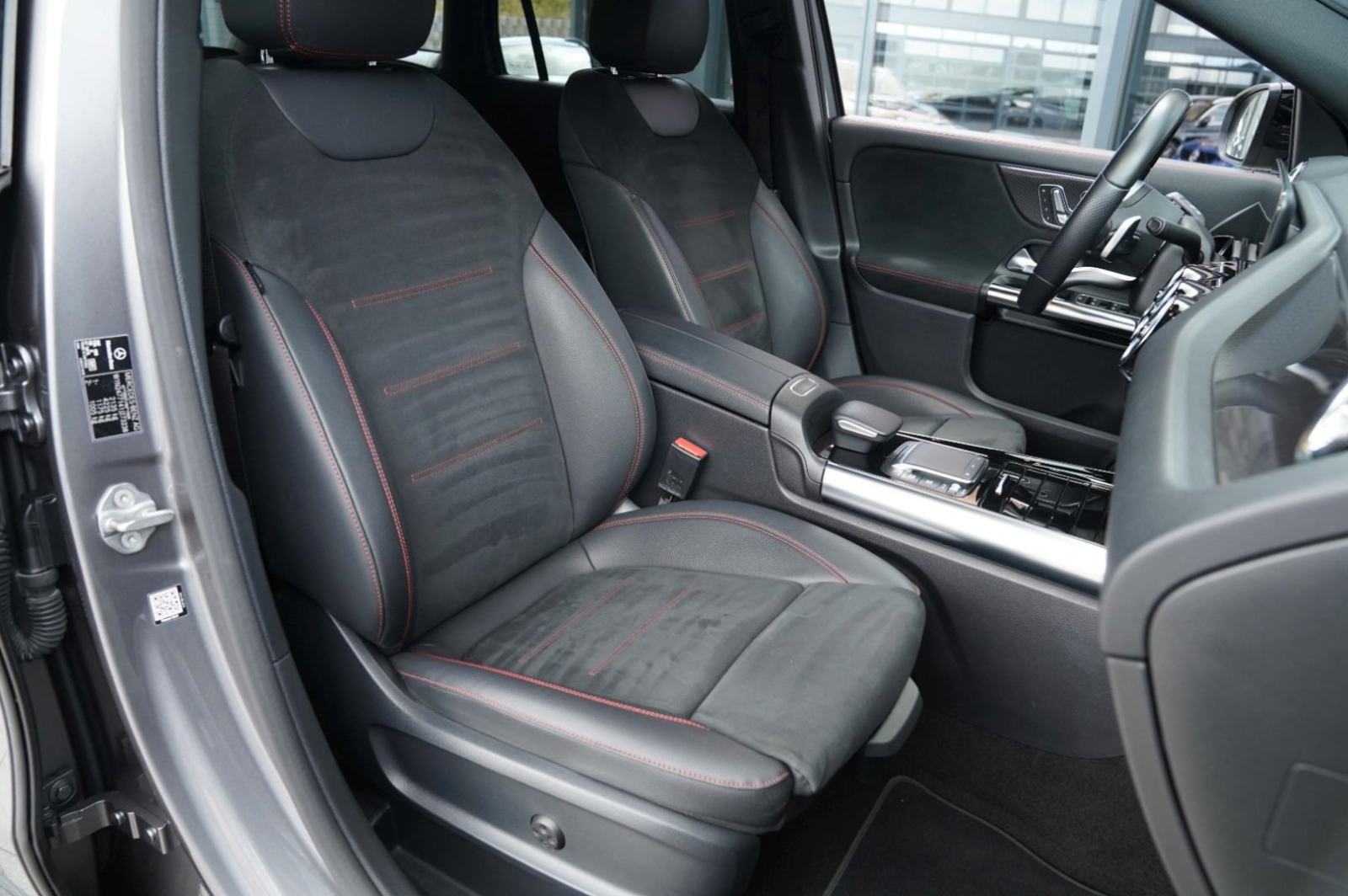 Mercedes-Benz GLA 220 AMG,Auto.,Navi,1.vlasnik,73000 tkm,Garancija, fotografija 5