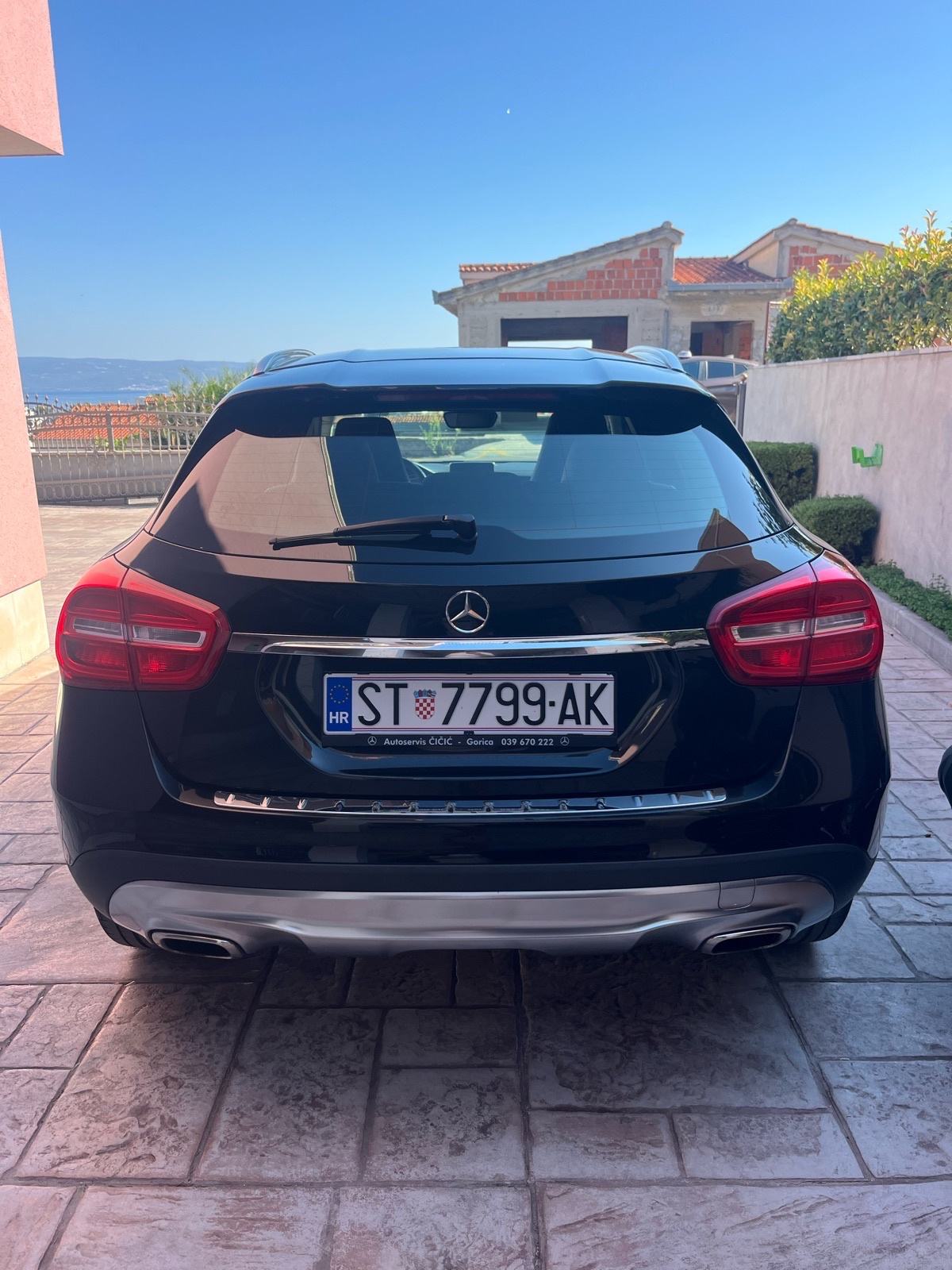 Mercedes-Benz GLA 220 CDI 4MATIC automatik, fotografija 2