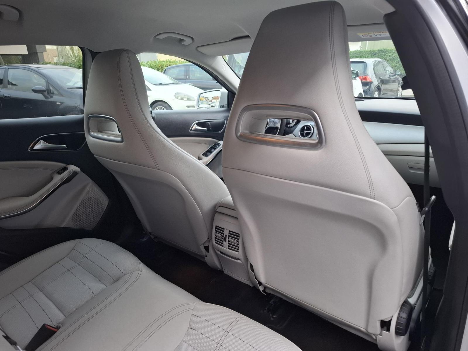 Mercedes-Benz GLA 220 CDI Sport 4MATIC++rata168,00EUR/mj., fotografija 19