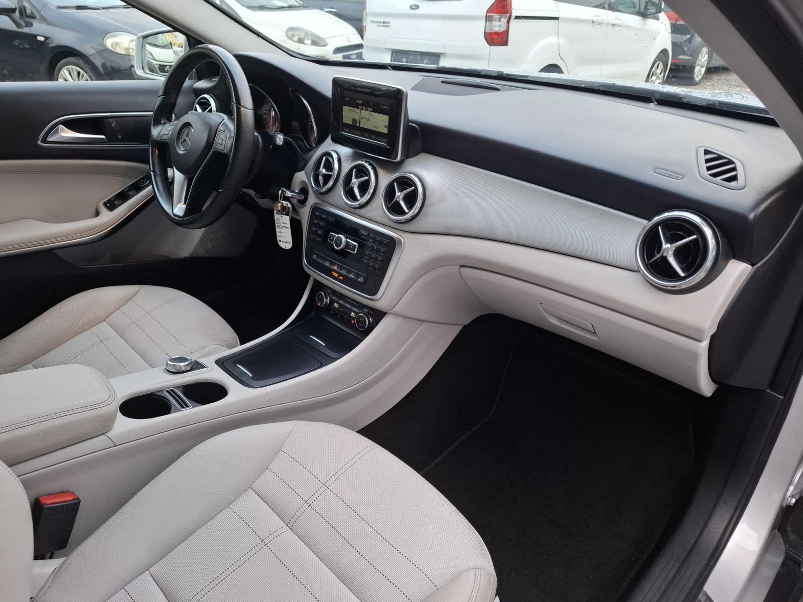 Mercedes-Benz GLA 220 CDI Sport 4MATIC++rata168,00EUR/mj., fotografija 16
