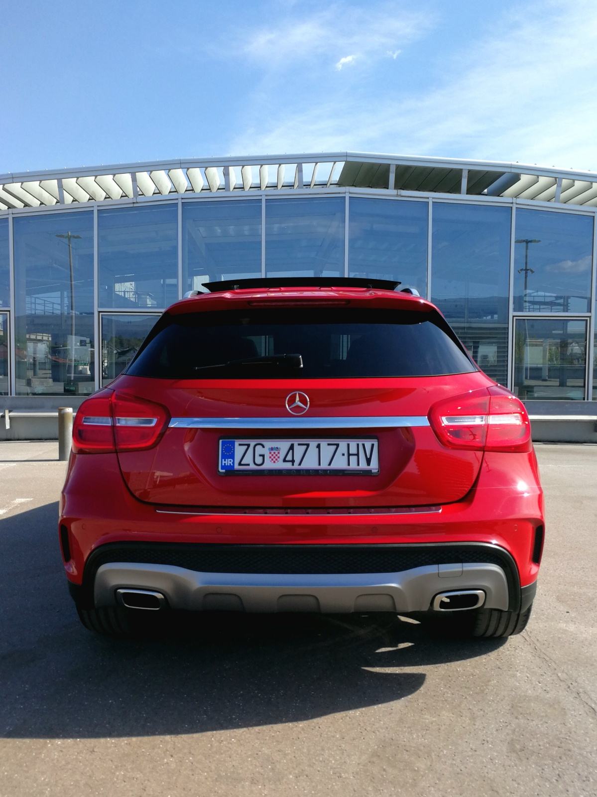 Mercedes-Benz GLA 220 d 4MATIC AMG PANO, fotografija 8