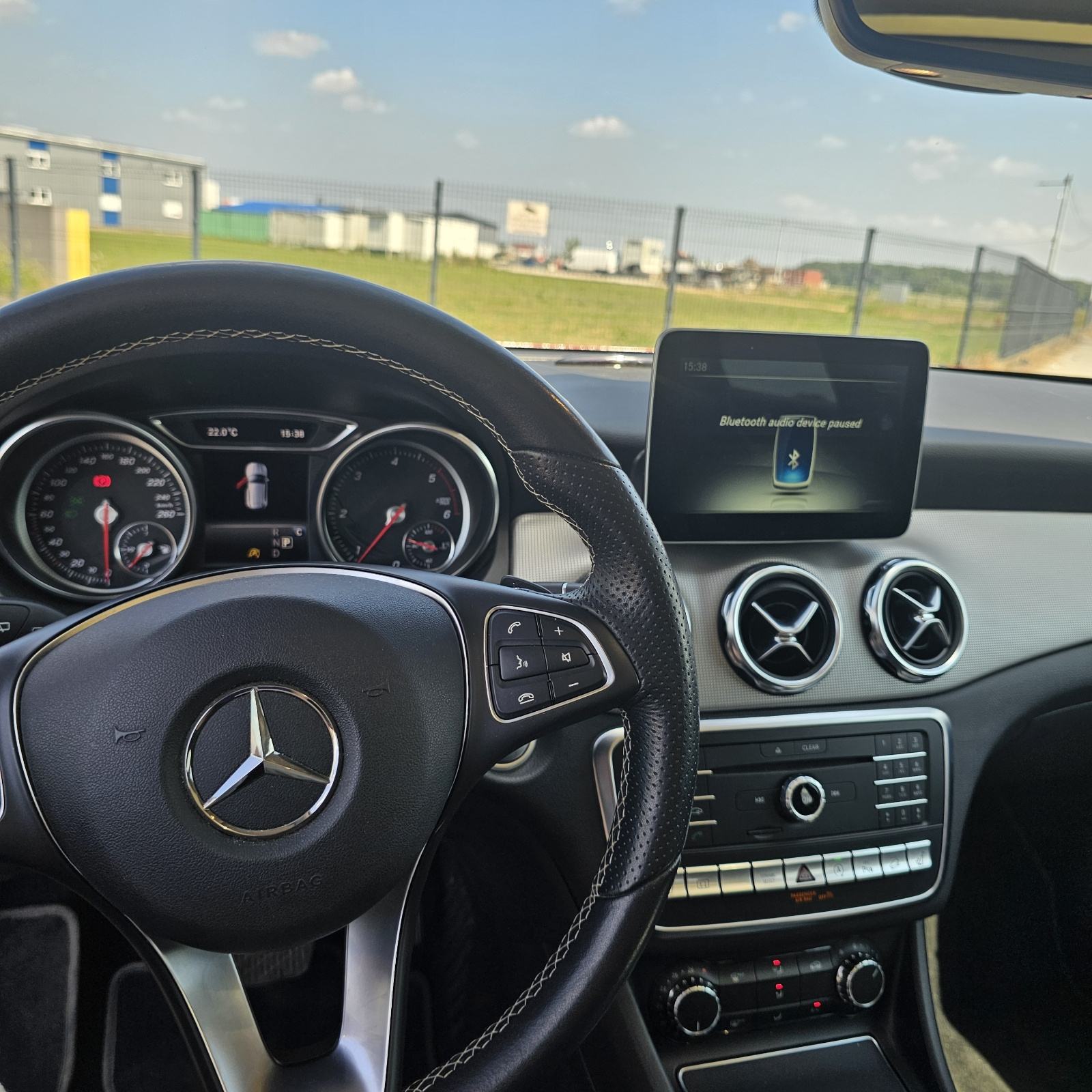 Mercedes-Benz GLA 220 d 4MATIC automatik, fotografija 9