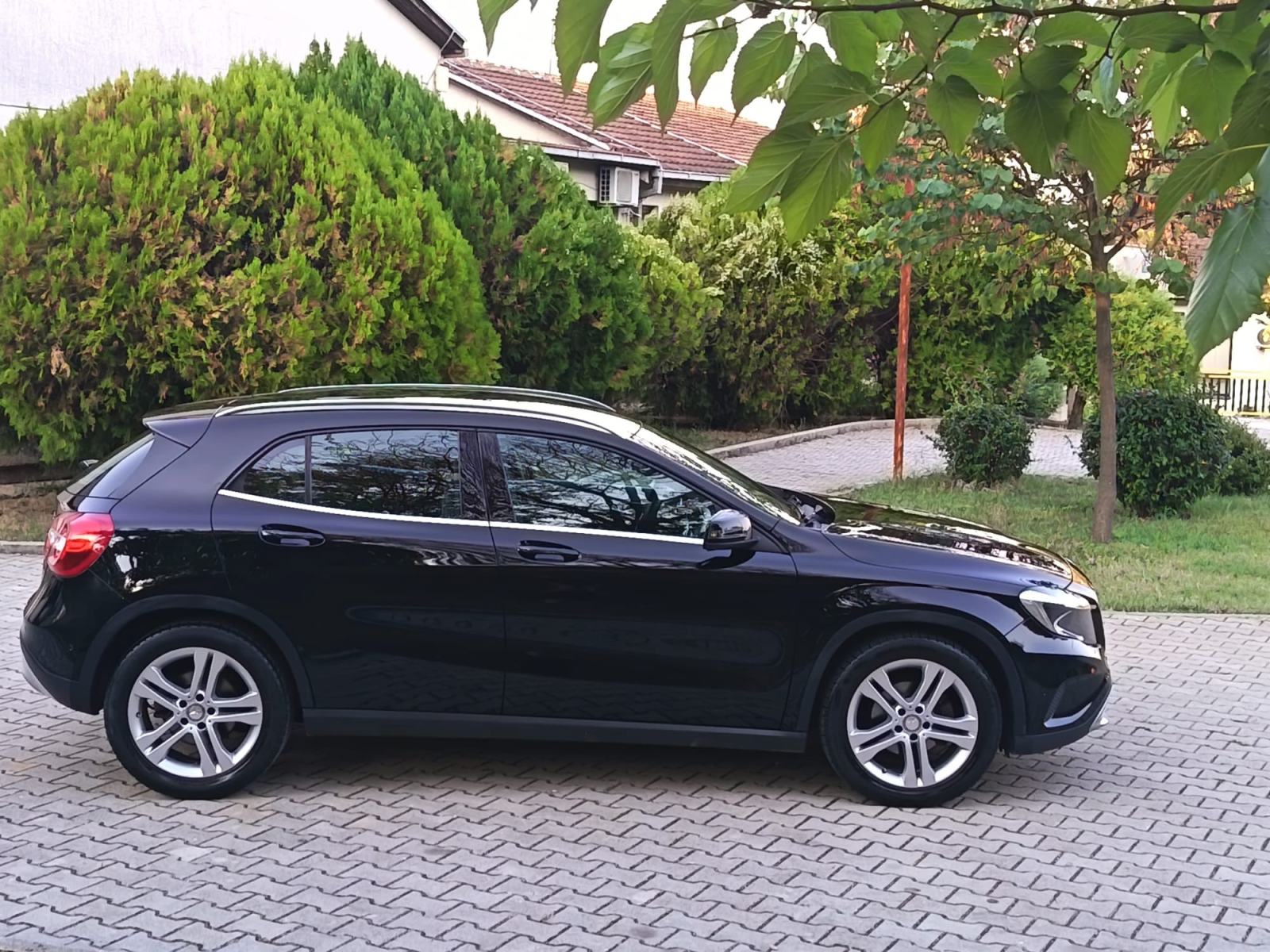 Mercedes-Benz GLA 220 d 4MATIC, fotografija 8