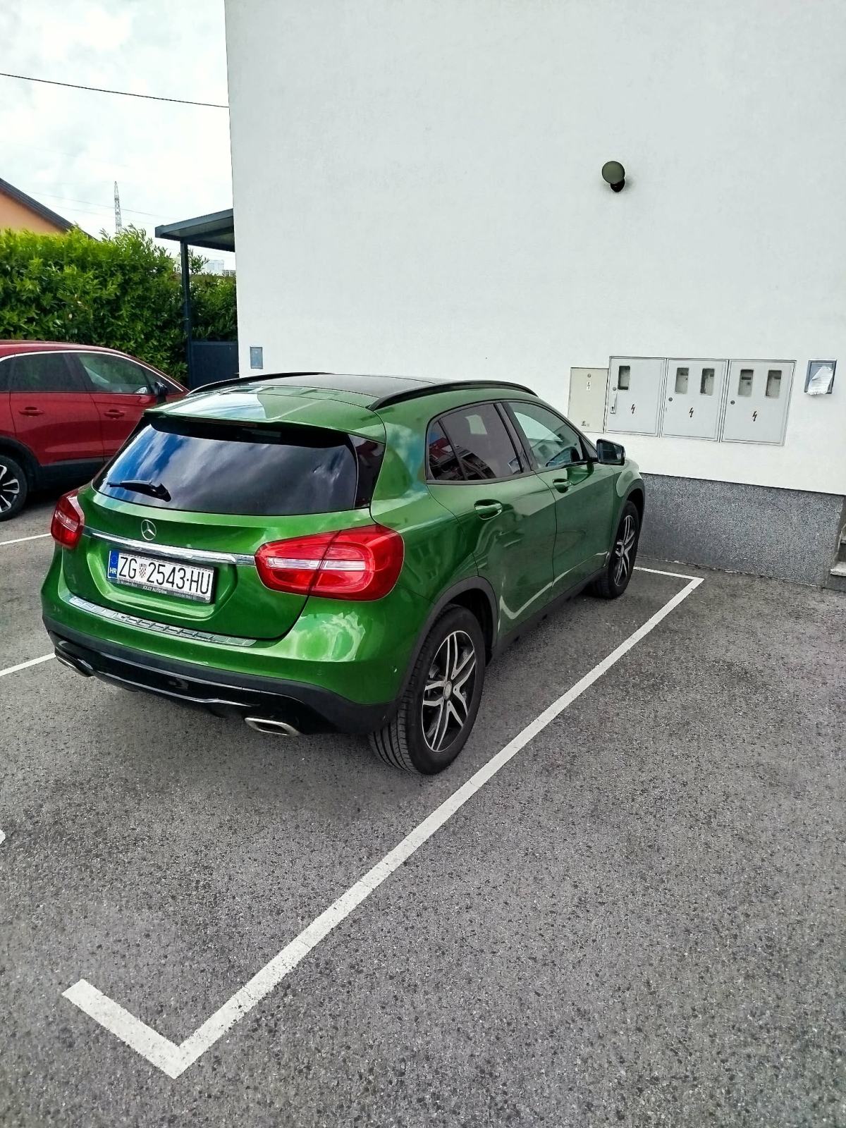 Mercedes-Benz GLA 220 d automatik Reg 07/27, fotografija 3