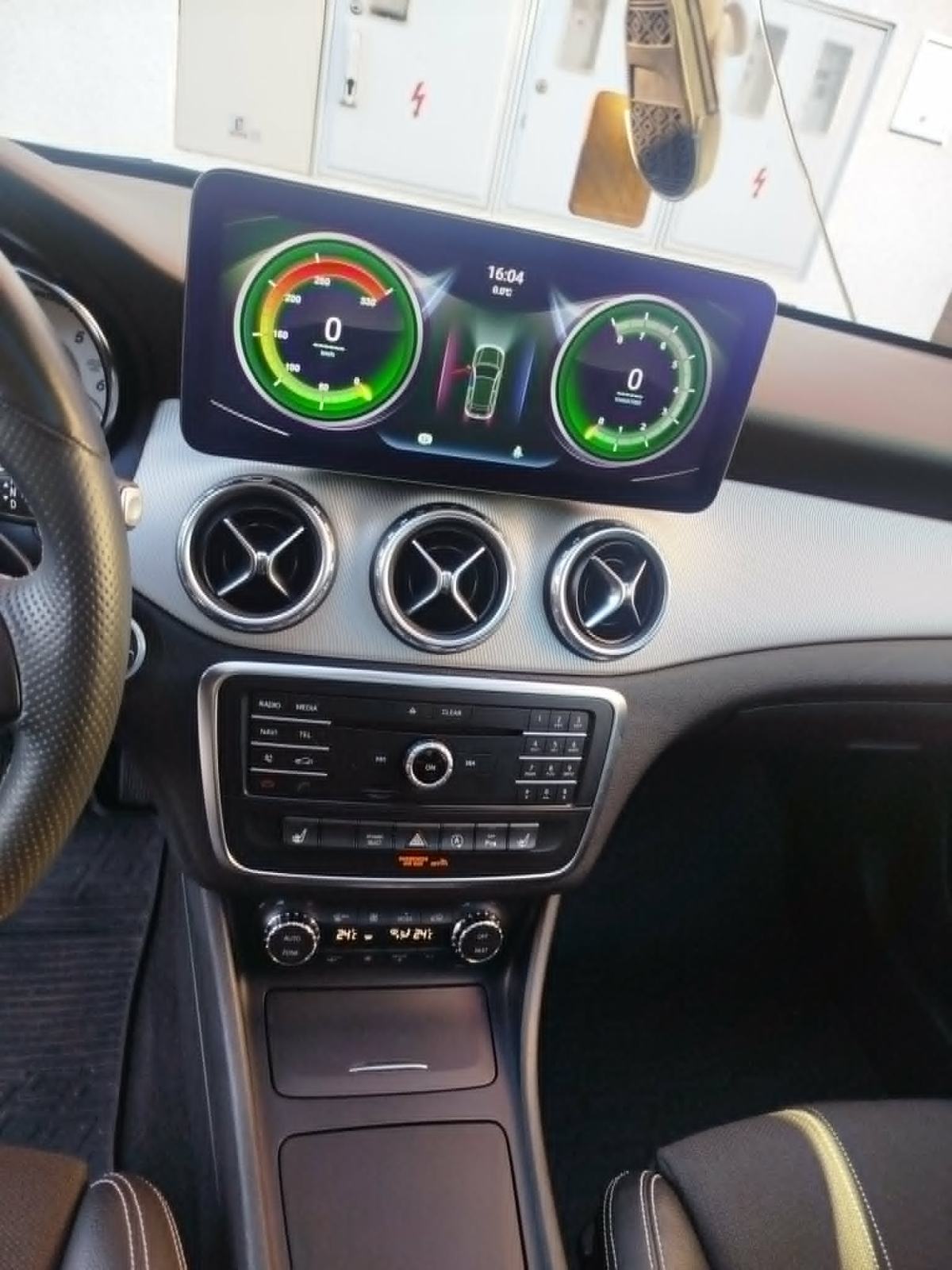 Mercedes-Benz GLA 220 d automatik Reg 07/27, fotografija 17