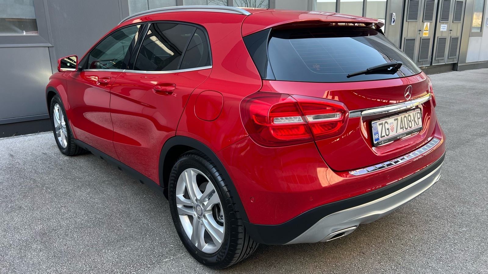 Mercedes-Benz GLA 220 D •Automatik•, fotografija 4