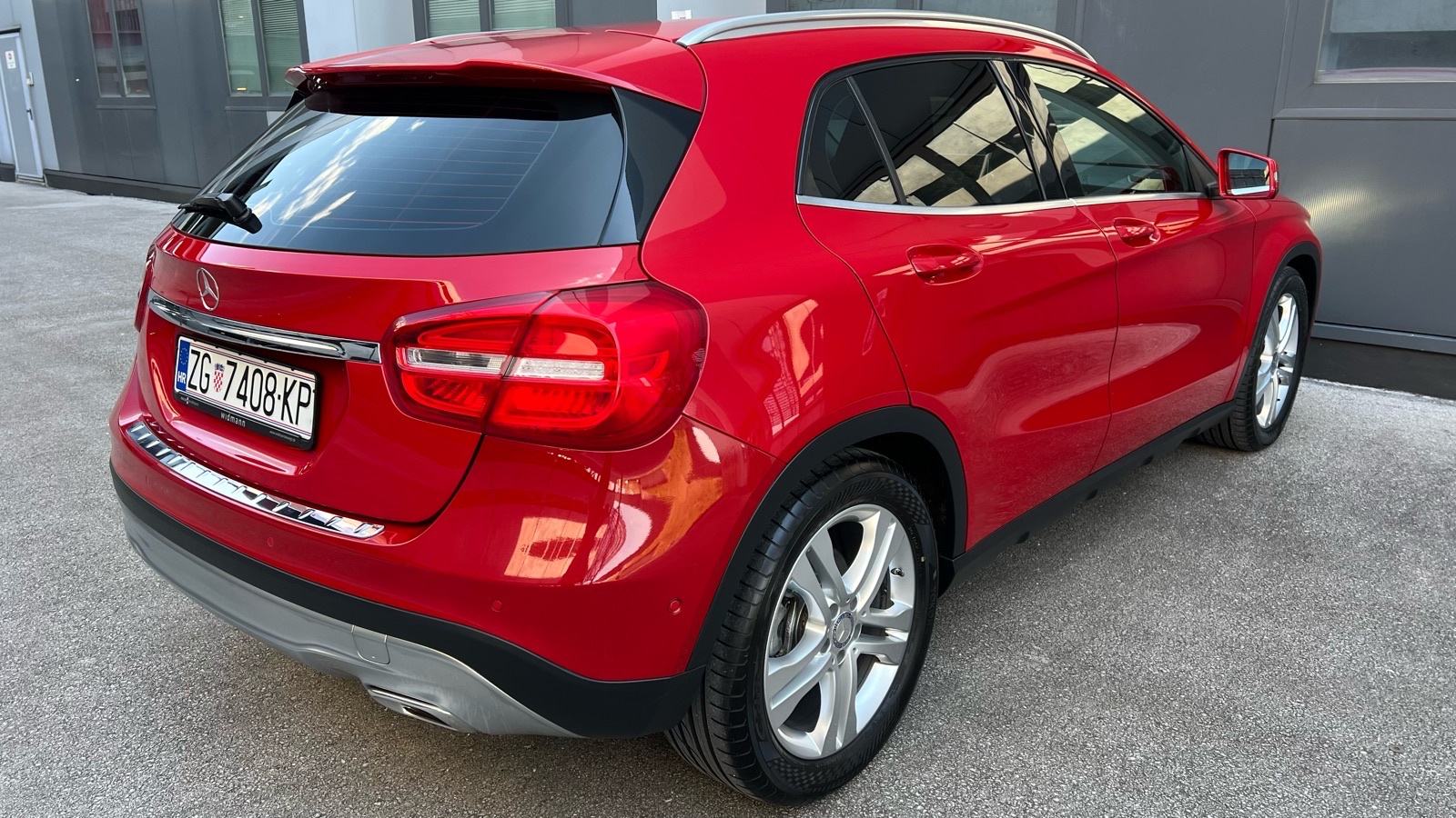 Mercedes-Benz GLA 220 D •Automatik•, fotografija 6