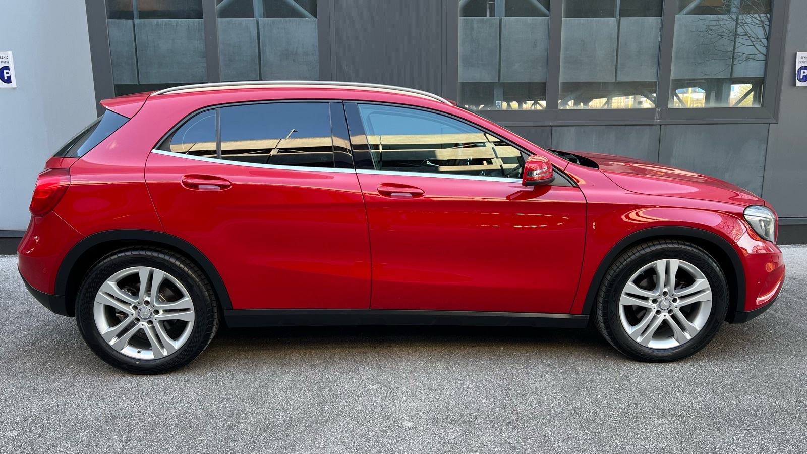 Mercedes-Benz GLA 220 D •Automatik•, fotografija 7