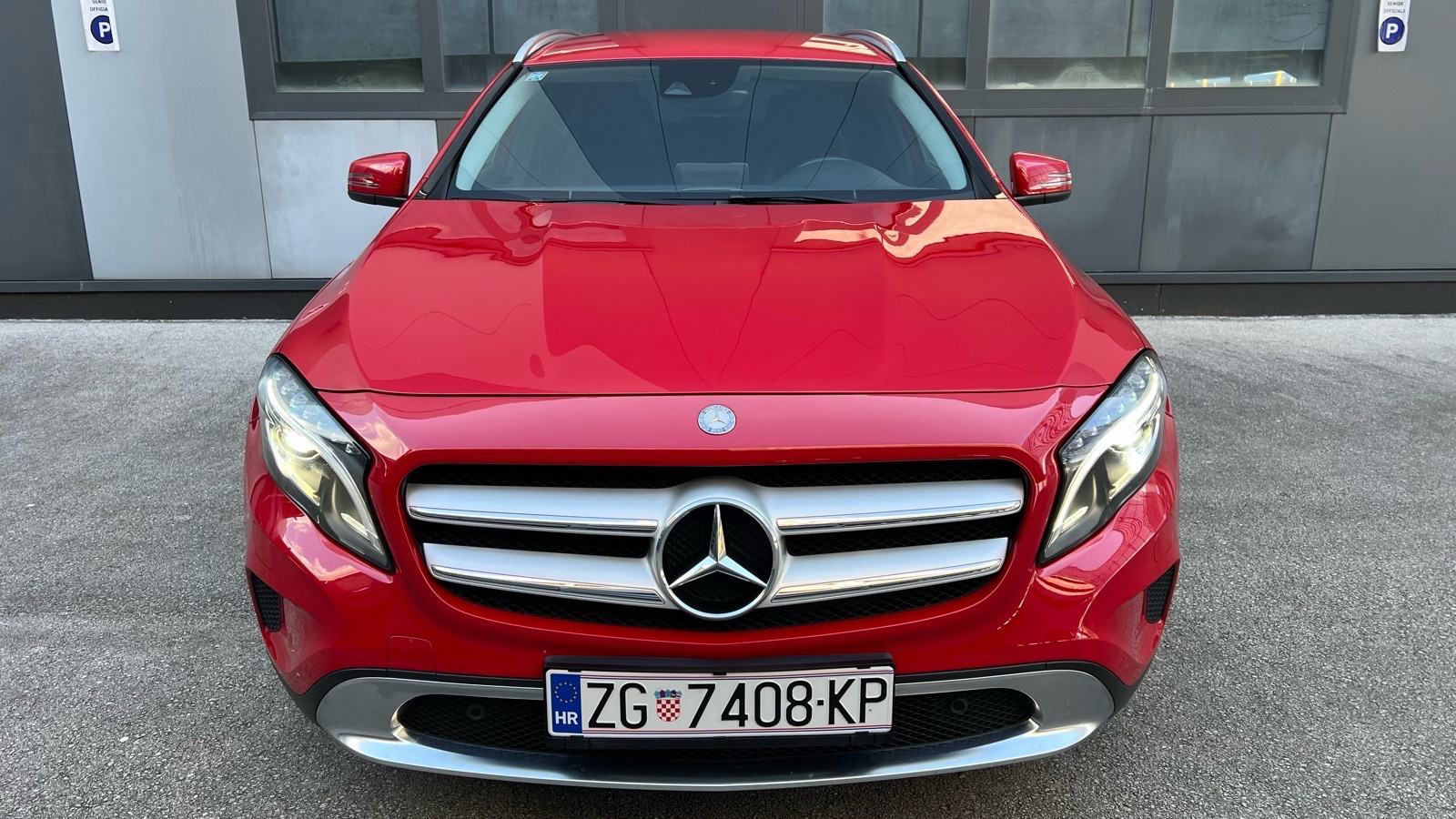 Mercedes-Benz GLA 220 D •Automatik•, fotografija 9