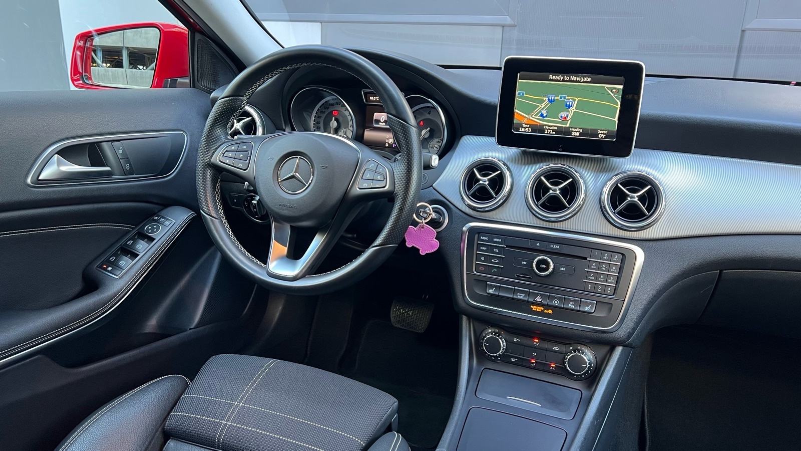 Mercedes-Benz GLA 220 D •Automatik•, fotografija 11