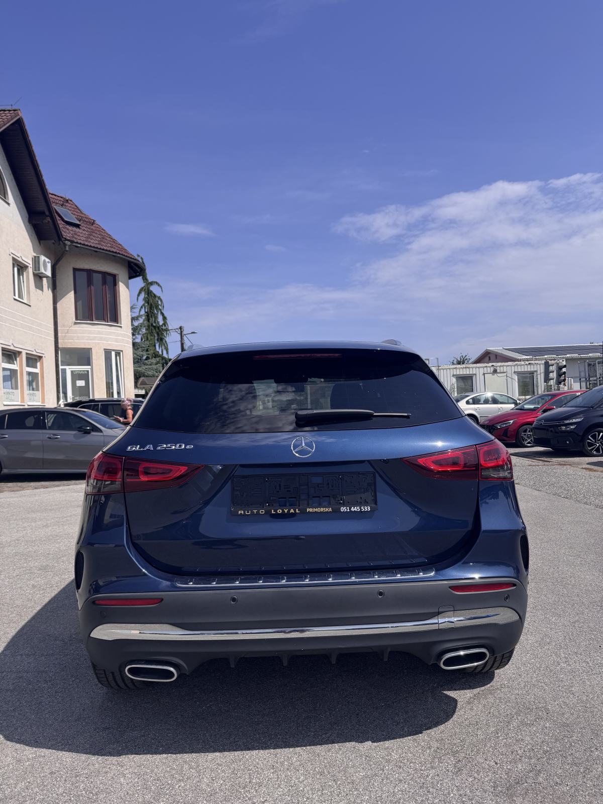 Mercedes-Benz GLA 250e AMG Line, Plug-in Hybrid, Automatik, 2021., fotografija 3