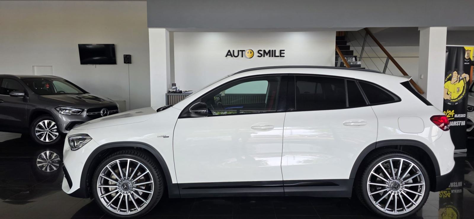 Mercedes-Benz GLA 35 AMG, 225KW, 4X4, VIRTUAL, FULL LED, EL. PANO..., fotografija 2