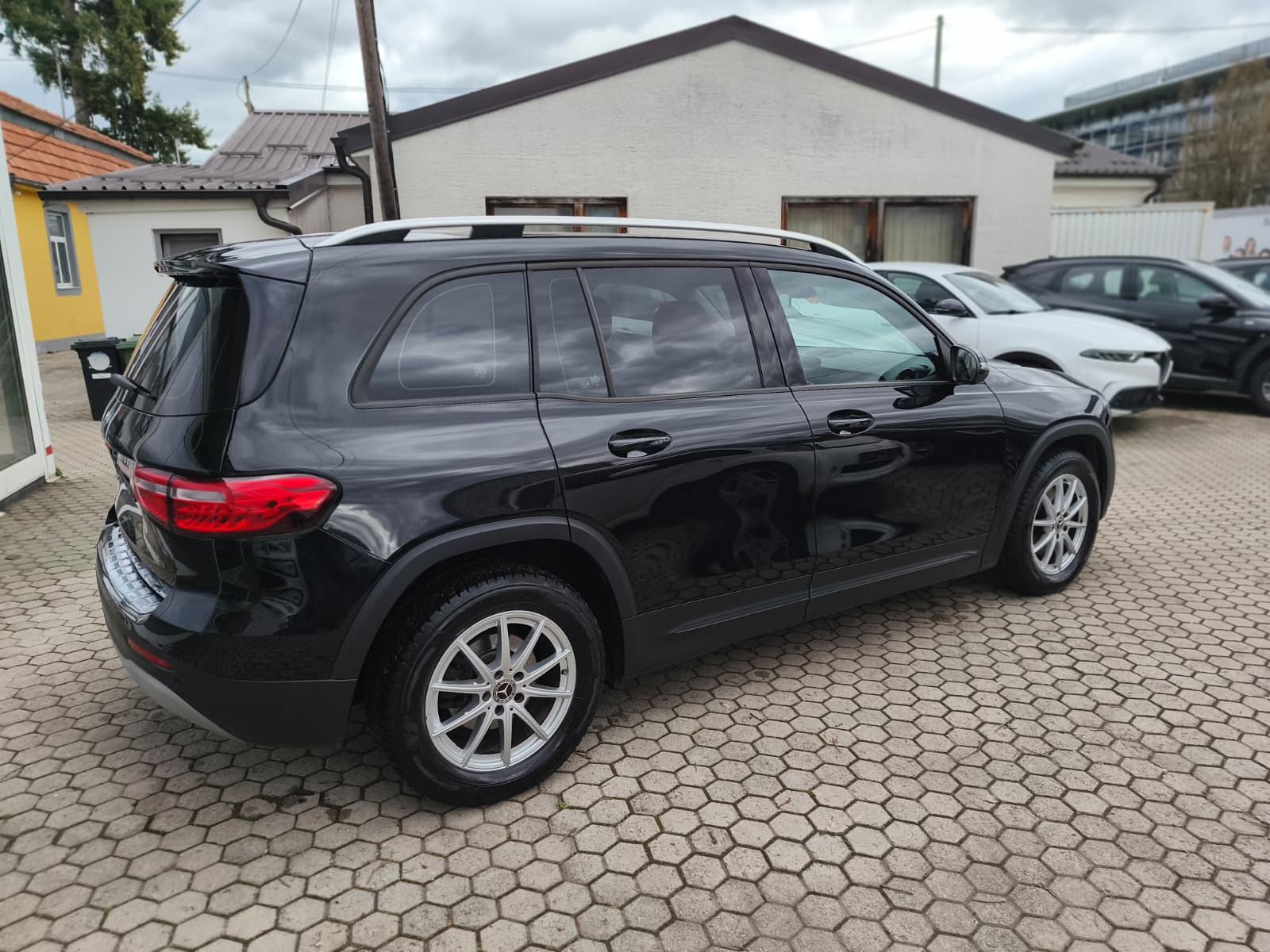Mercedes-Benz GLB 180 d, AUTOMATIK, NAVIGACIJA, 4x GARANCIJE!!!, fotografija 6