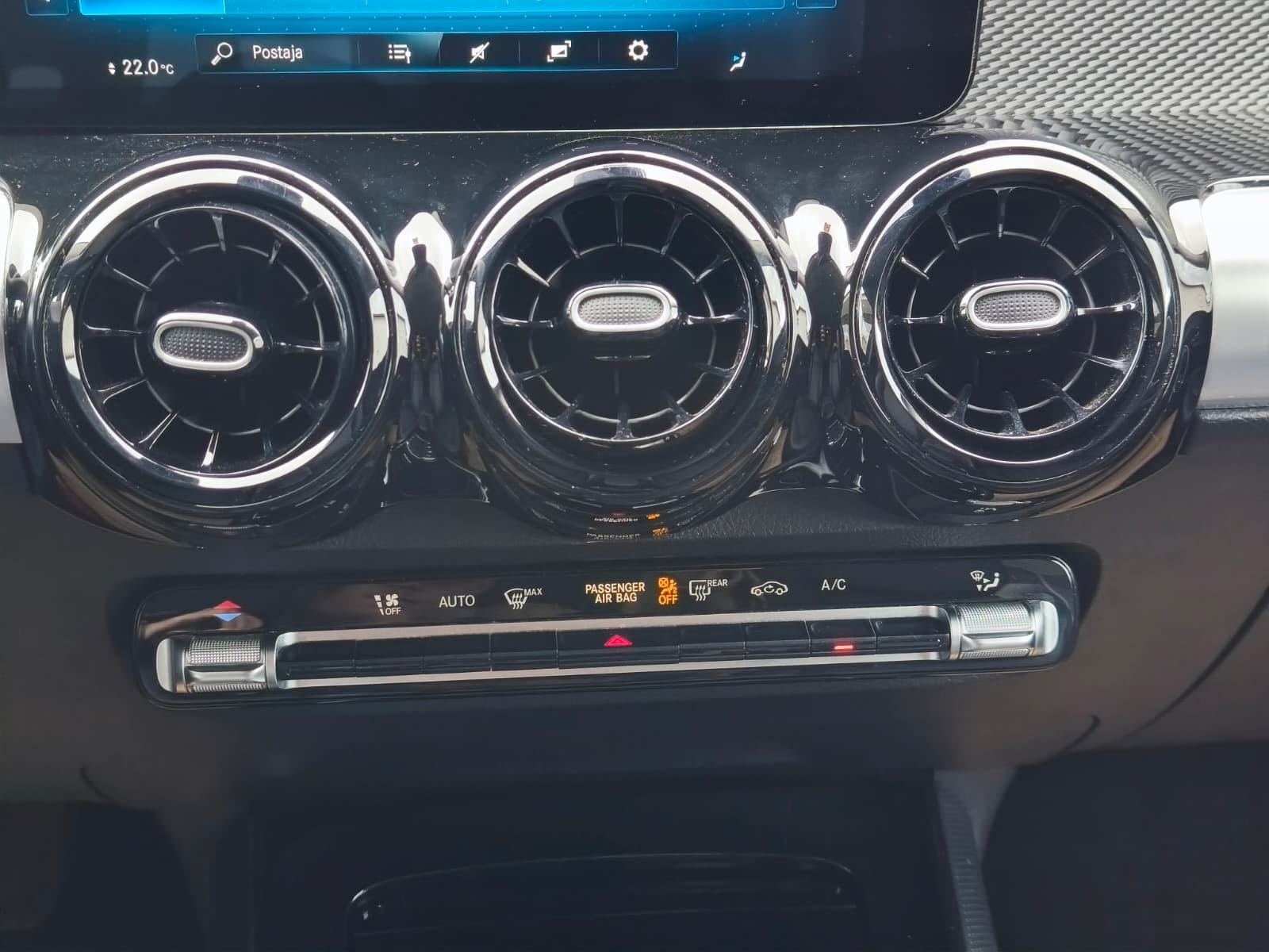 Mercedes-Benz GLB 180 d, AUTOMATIK, NAVIGACIJA, 4x GARANCIJE!!!, fotografija 16