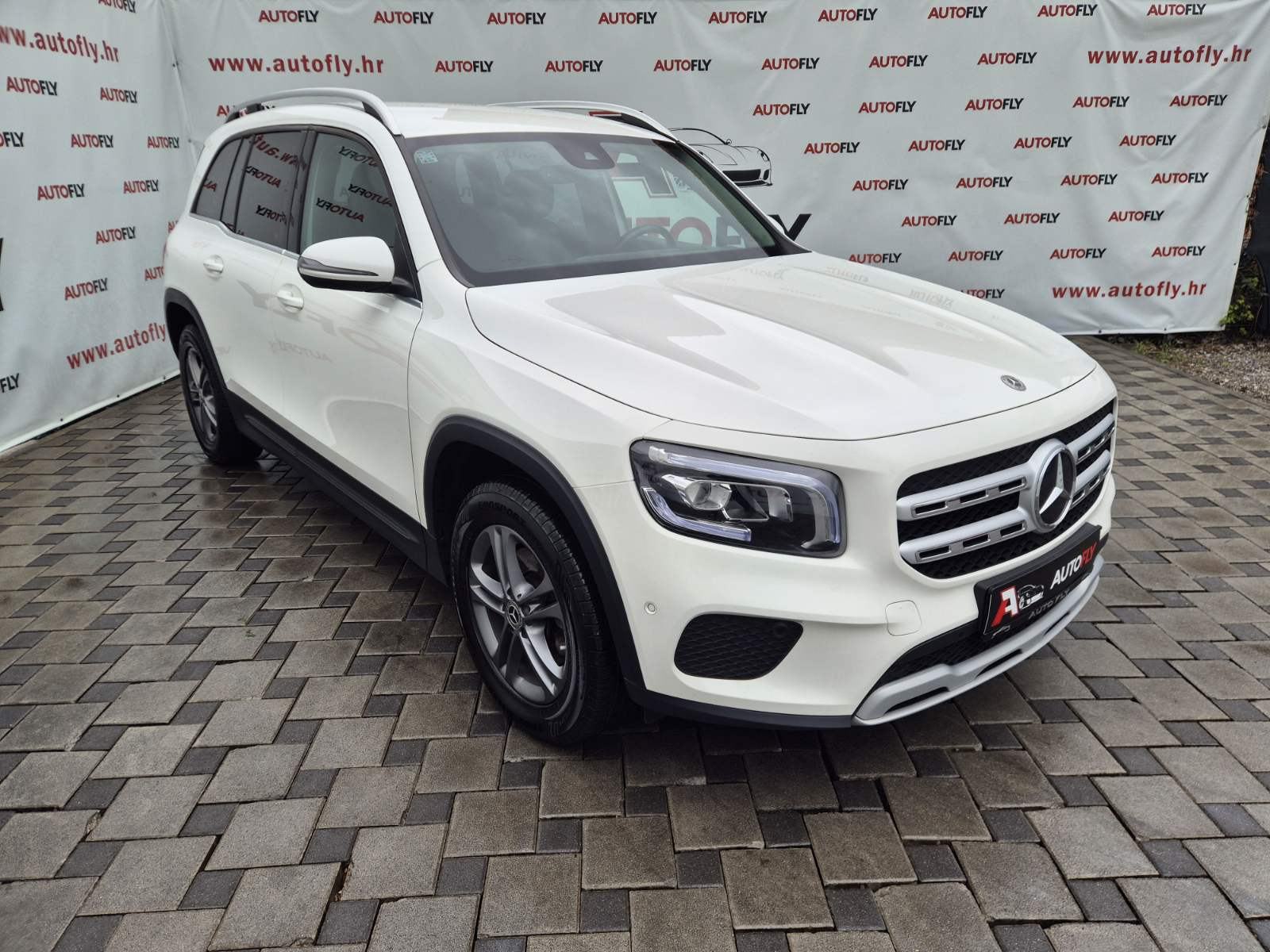 Mercedes-Benz GLB 180 D, Navigacija, Led, Tempomat, fotografija 10