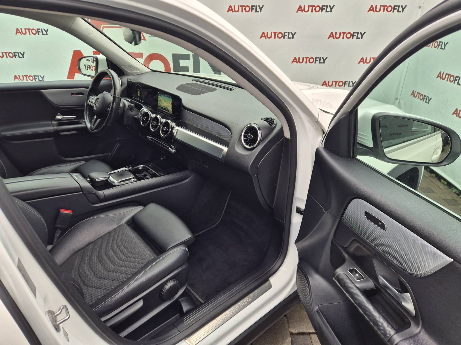 Mercedes-Benz GLB 180 D, Navigacija, Led, Tempomat, fotografija 13