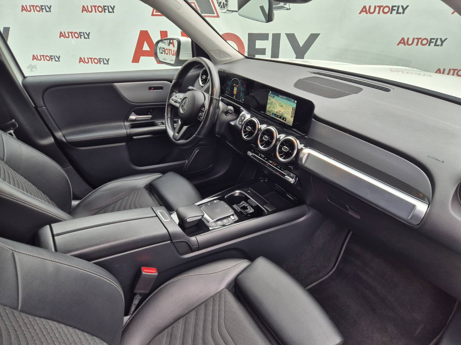 Mercedes-Benz GLB 180 D, Navigacija, Led, Tempomat, fotografija 18