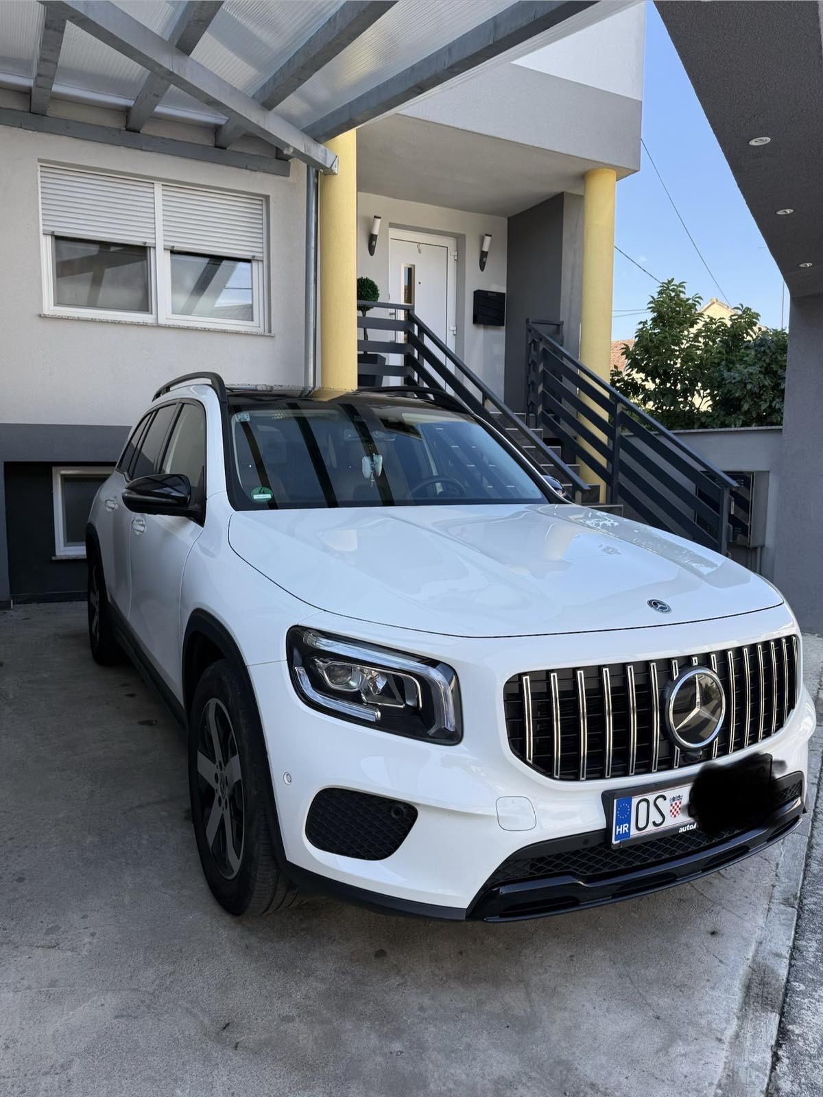 Mercedes-Benz GLB 2,0 D automatik, fotografija 3