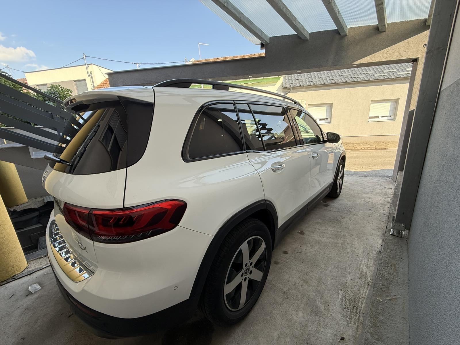Mercedes-Benz GLB 2,0 D automatik, fotografija 7