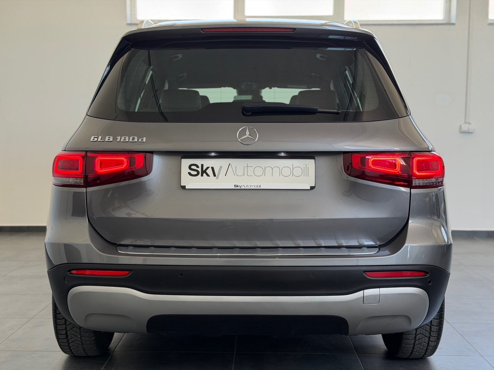 Mercedes-Benz GLB 2.0d, WIDESCREEN, JAMSTVO 24MJ, LEASING 0% UČEŠĆA, fotografija 6