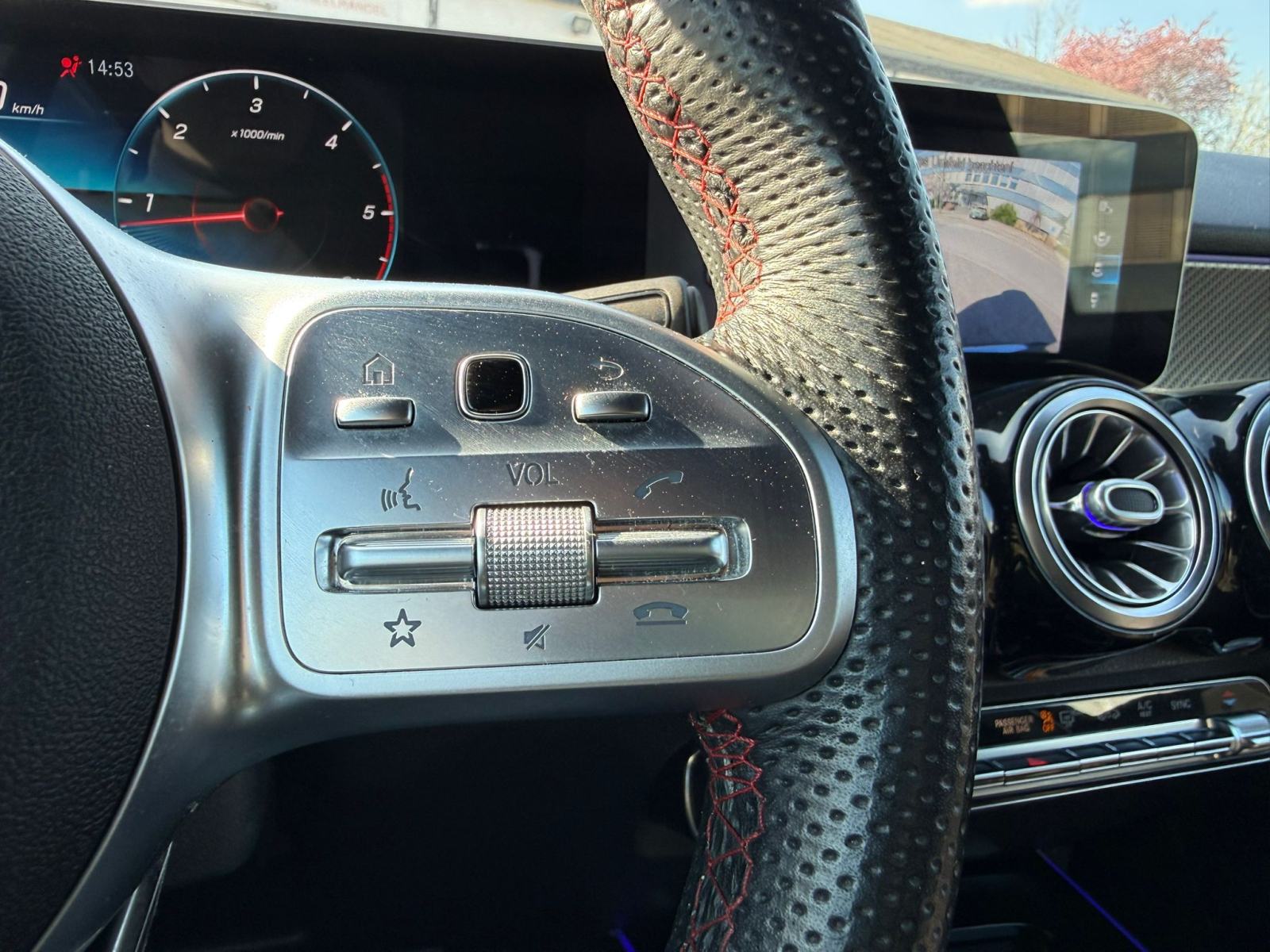 Mercedes-Benz GLB 200D 4MATIC AMG, 360 KAMERA, 102TKM, AUTOM, 7 SJED., fotografija 9