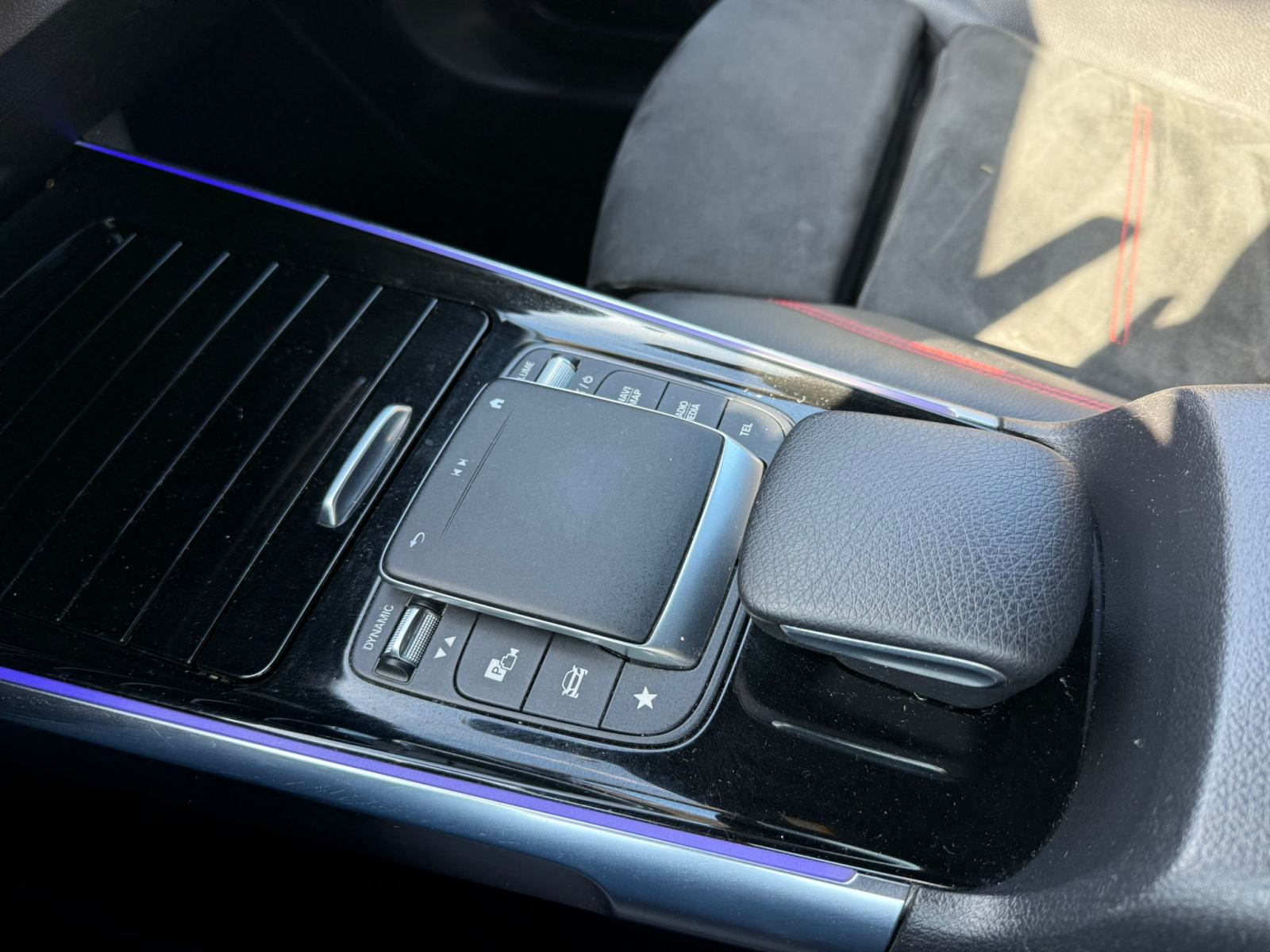 Mercedes-Benz GLB 200D 4MATIC AMG, 360 KAMERA, 102TKM, AUTOM, 7 SJED., fotografija 10